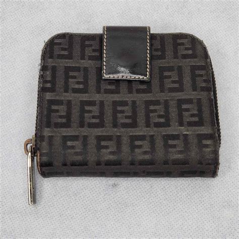 Fendi zucchino wallet